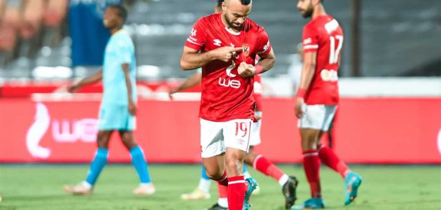 “كل تفكيري مع الأهلي ومونديال الأندية” رسالة من أفشة عما يقال بشأن العروض