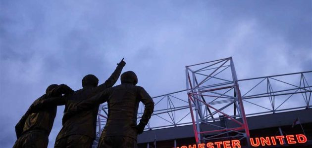 تقارير: الشيخ جاسم يتقدم سباق شراء مانشستر.. وموعد البيع المنتظر من جلايزرز